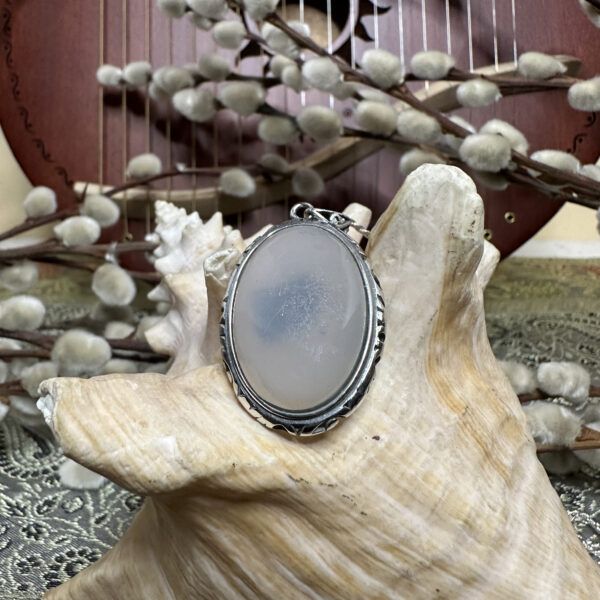 Fixed Star Deneb Algedi: Security & Order - Chalcedony Pendant Talisman - Image 2