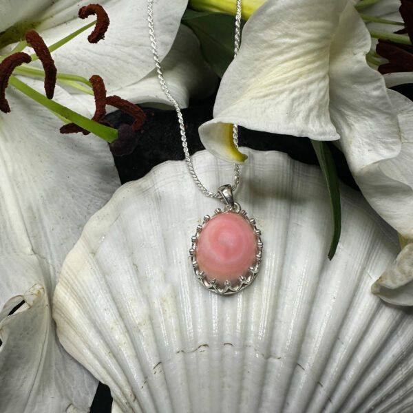 Venus in Cancer: Support, Empathy, and Affinity