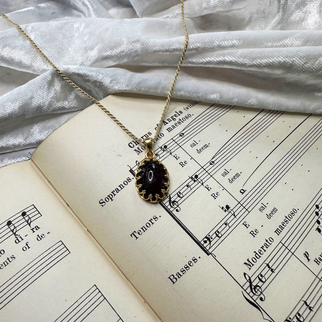 Royal Persian Star Regulus II: Garnet Pendant